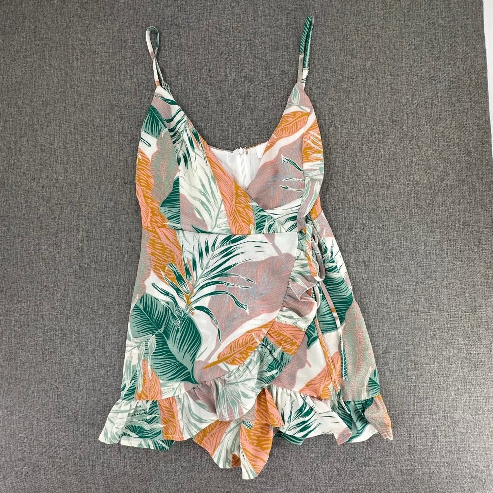 MOD On Trend Floral Wrap Romper  V-Neck Ruffled Trim‎ Spaghetti Straps Medium